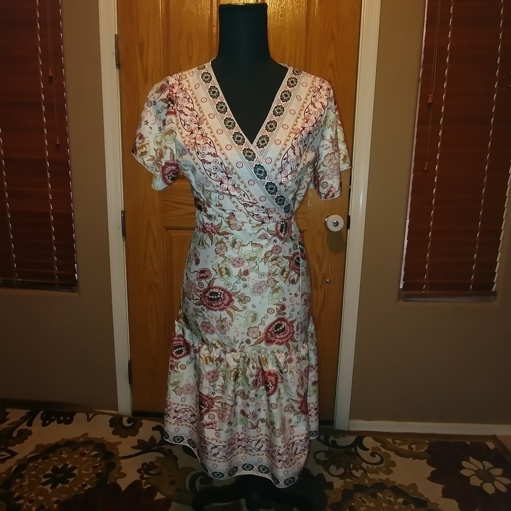 Flower wrap dress